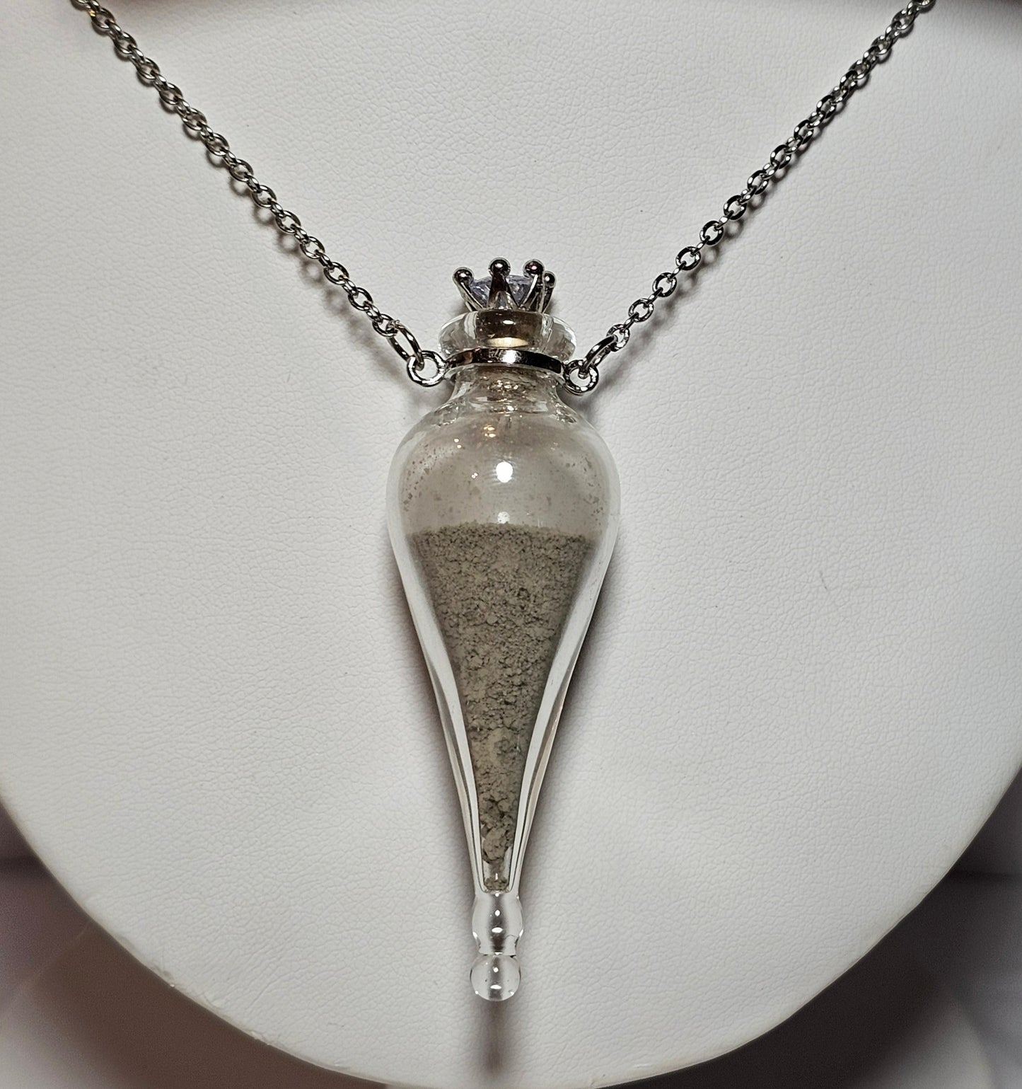 Gadamis 003 "Apollo Lunar" Meteorite Dust Necklace Vial