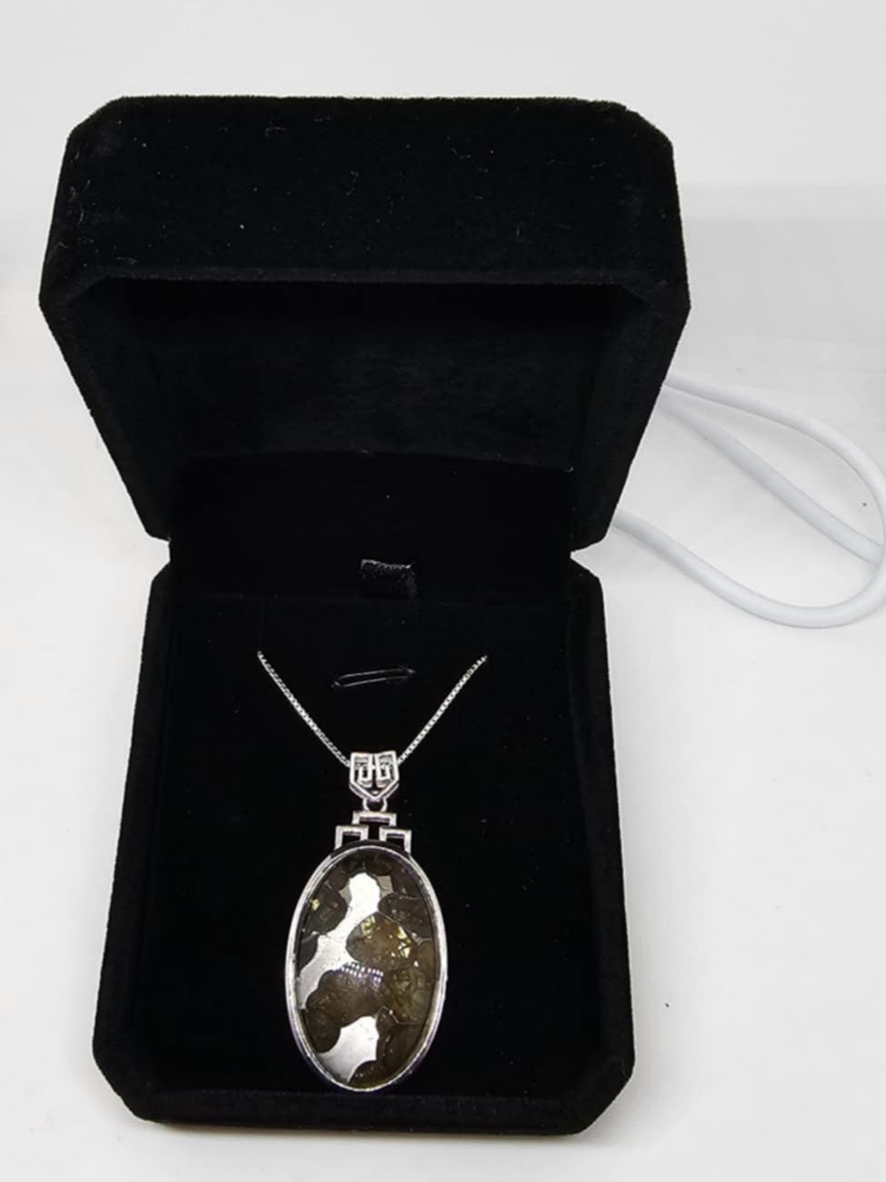 Libyan Desert Glass Impactite Sterling Silver Necklace - 11.8g